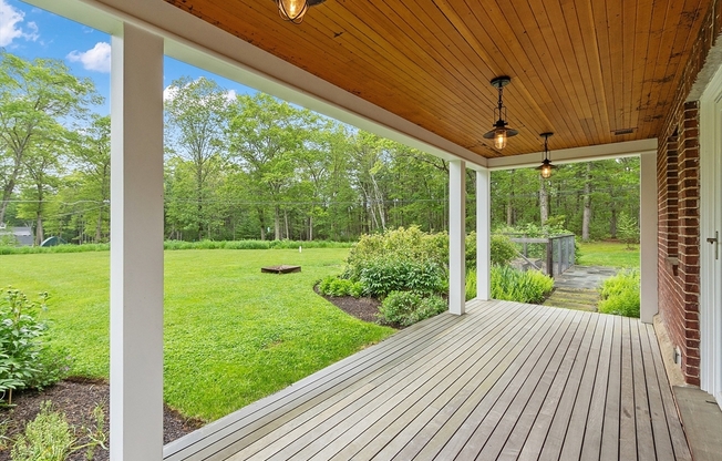 229 FAIRHAVEN HL RD