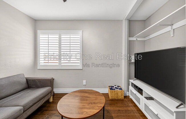 3 beds, 2 baths, 1,192 sqft, $4,195