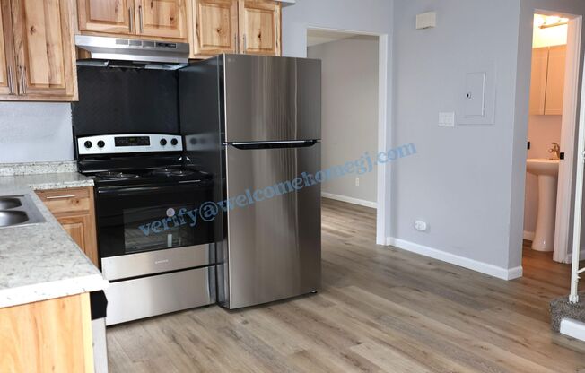 2 beds, 1.5 baths, $1,550, Unit 103