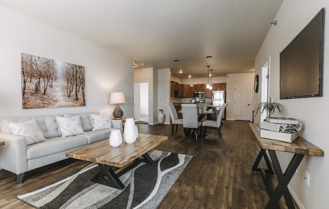3 beds, 2 baths, 1,242 sqft, $1,750, Unit 4201-308