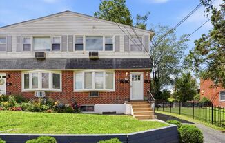 126 4th Ave