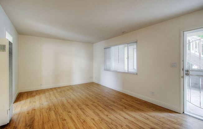 Link Lane Apartments