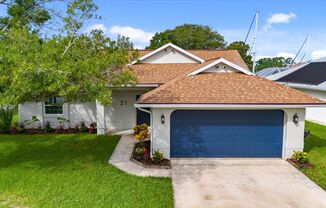 Waterfront Palm Coast Home with Boat lift!