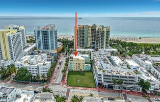 1460 Ocean Dr