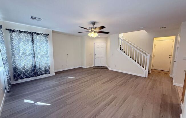1072 VALETTA FLT AVE