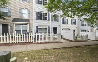 3011 # 107 BARRYMORE ST