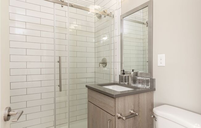 1 bed, 1 bath, 500 sqft, $1,195, Unit 1-0647