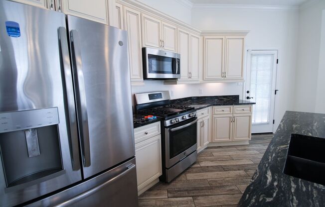 2 beds, 2 baths, 1,450 sqft, $2,250, Unit 218-01UP