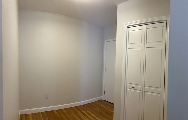 75 CLARENDON