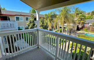 Move-In special $500 off! $1740 - 1 BR LOVELY REMODELED CONDO IN SAN LEANDRO