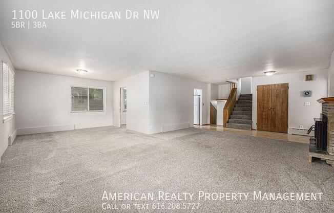 1100 LK MICHIGAN DR NW