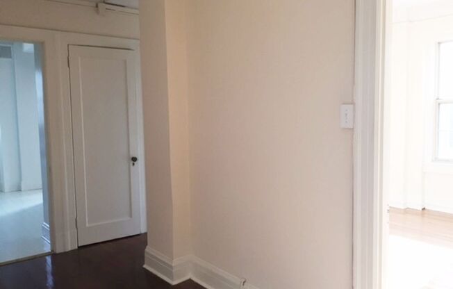 1 bed, 1 bath, 550 sqft, $1,450, Unit 413
