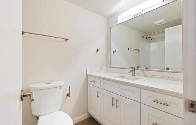 2 beds, 2 baths, 1,092 sqft, $2,995, Unit 37