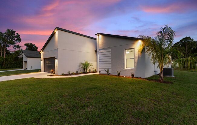 Deposit-Free! Modern, energy efficient home with ALL of the upgrades! North Port