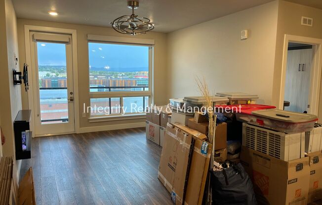 2 beds, 2 baths, $3,195