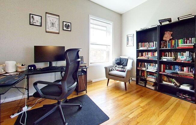 1 bed, 1 bath, 800 sqft, $2,250, Unit 1337 3B