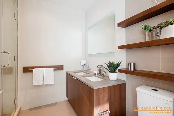 Studio, 1 bath, $2,850, Unit 6D