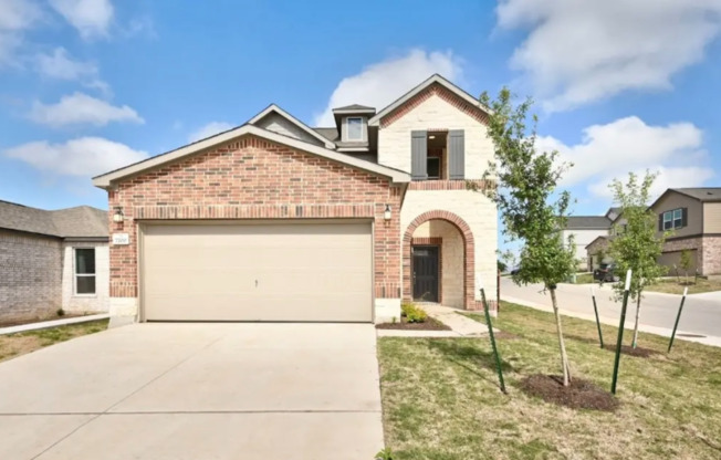 7700 HOUSE FINCH DR