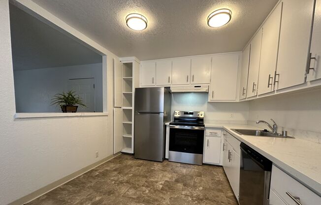 1 bed, 1 bath, $1,695, Unit 4