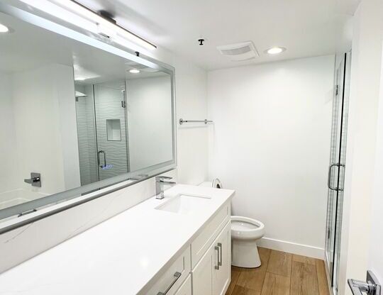 1 bed, 1.5 baths, 1,373 sqft, $4,595, Unit 709