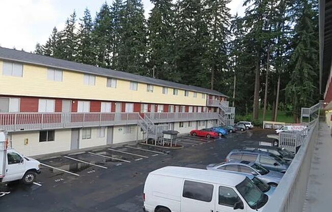 Highway Place | Affordable Comfort Near Boeing & Evergreen Way