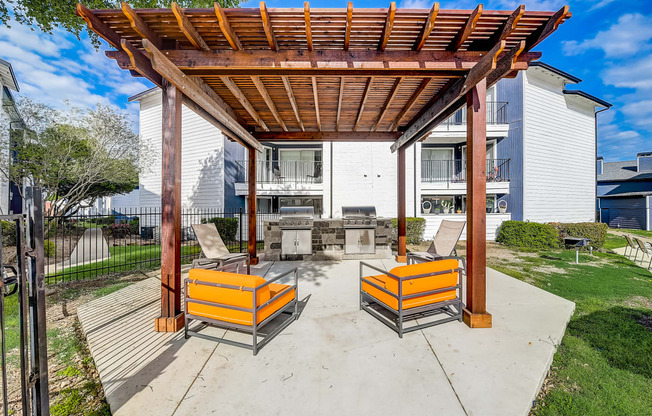the reserve at bucklin hill patio with pergola and fire pit