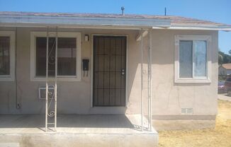 018- 2212 LAKE ST