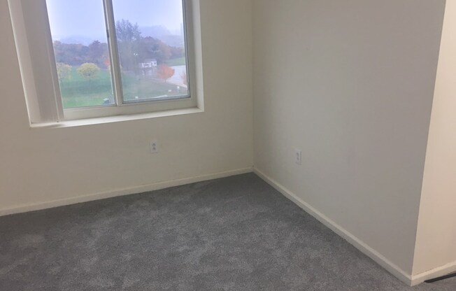 2 beds, 2 baths, 1,061 sqft, $2,750, Unit 707