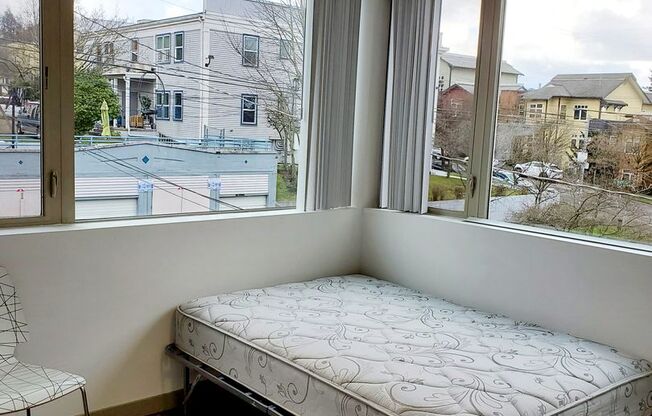 Studio, 1 bath, 167 sqft, $999, Unit D318