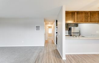 2 beds, 2 baths, 893 sqft, $2,425, Unit 003