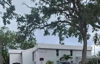 101 N Fernwood Ave