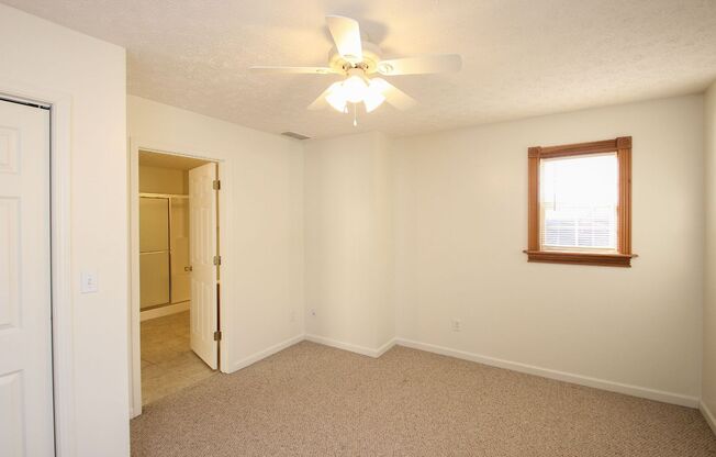 2 beds, 2 baths, 1,650 sqft, $2,135