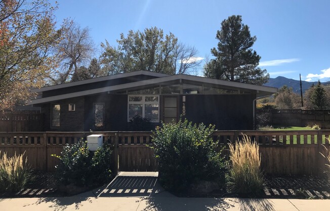 4 Bed 3 Bath Home In North Boulders Catalpa Park Neighborhood!