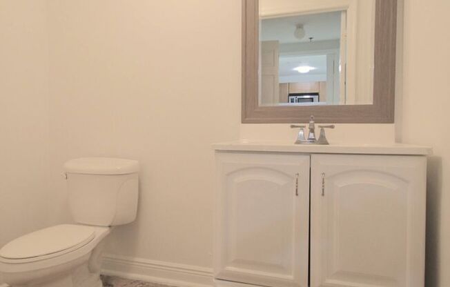 1 bed, 1.5 baths, 924 sqft, $2,700, Unit Unit 310