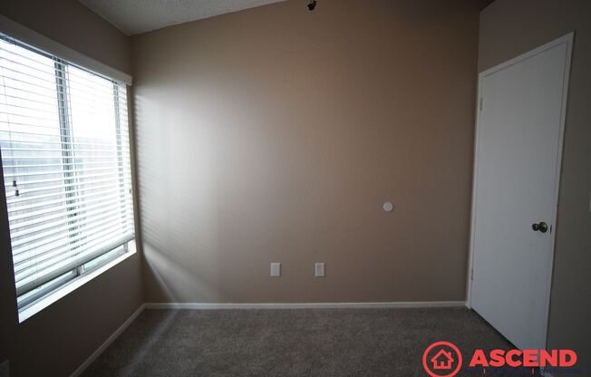 3 beds, 2 baths, $2,500