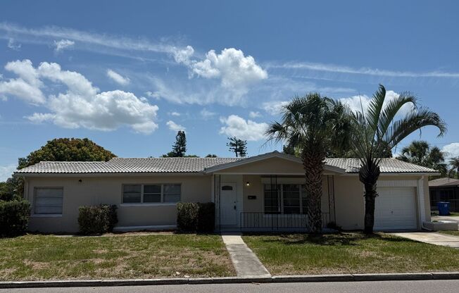 Tyrone single family home 2/1