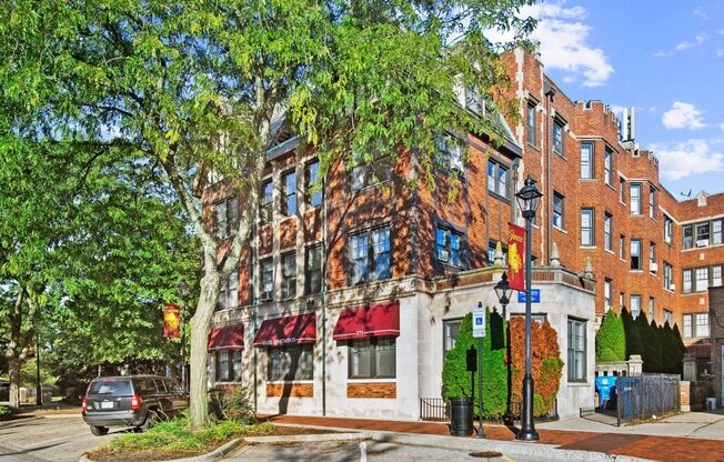Studio, 1 bath, $1,625, Unit D7