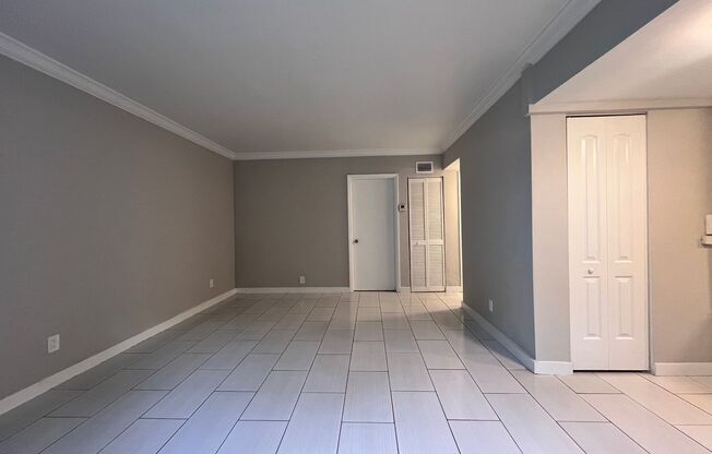 2 beds, 1 bath, 800 sqft, $1,850, Unit 2