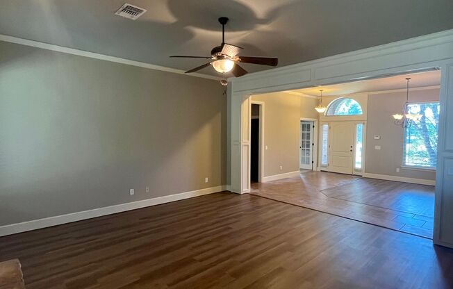Lovely 4-Bed 2.5-Bath In Edmond