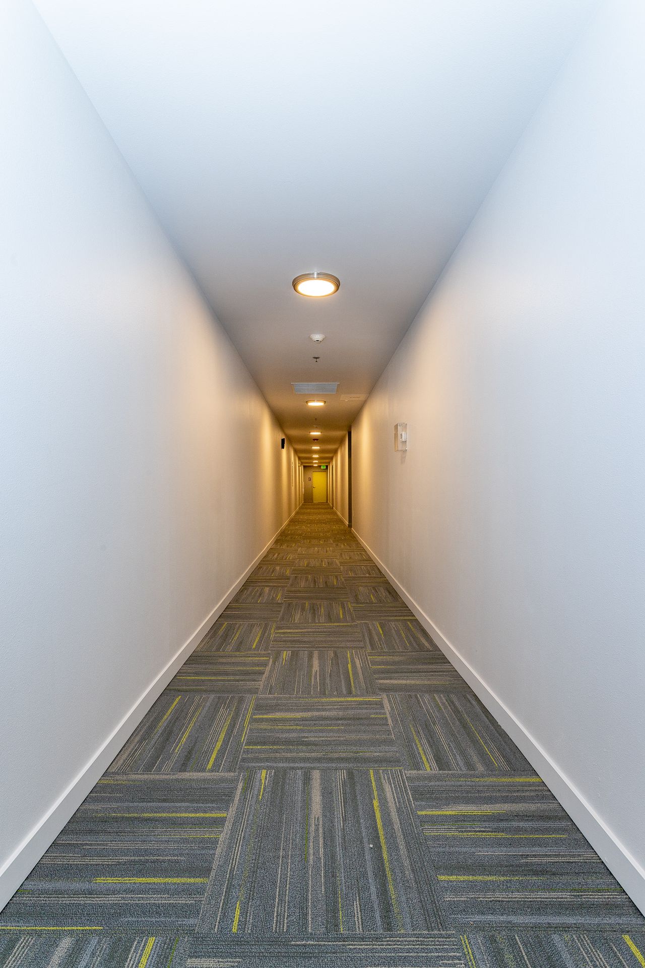 Avaya at Town Center Apartments