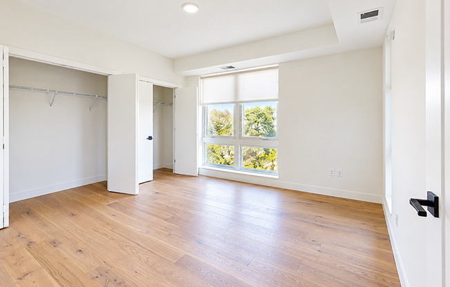 2 beds, 2 baths, 1,387 sqft, $2,395, Unit 504