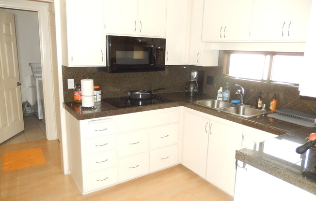 2 beds, 2 baths, $5,950