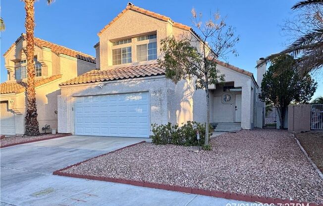 Beautiful Desert Shores Home with Remodeled Kitchen & Fireplace