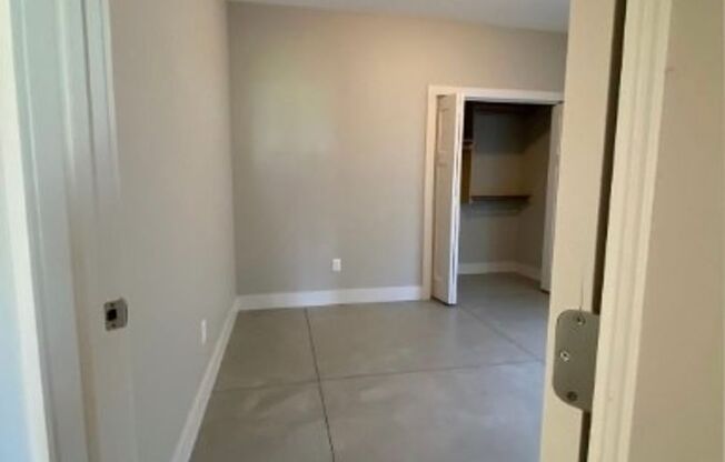 3 beds, 2 baths, $1,395