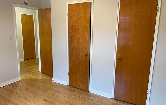 1 bed, 1 bath, $1,250, Unit 14