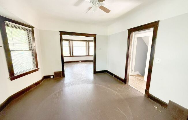 3 BED 1 BATH BEAUTIFUL SINGLE FAMILY HOME