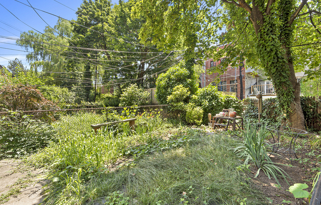 104 DEAN ST