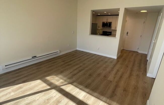 2 beds, 1 bath, 760 sqft, $2,845, Unit 704