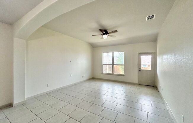 Beautiful 5BED/3BATH House for Rent! Available now!