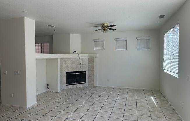 4 Bedroom 3 bathroom Riverwalk Home!